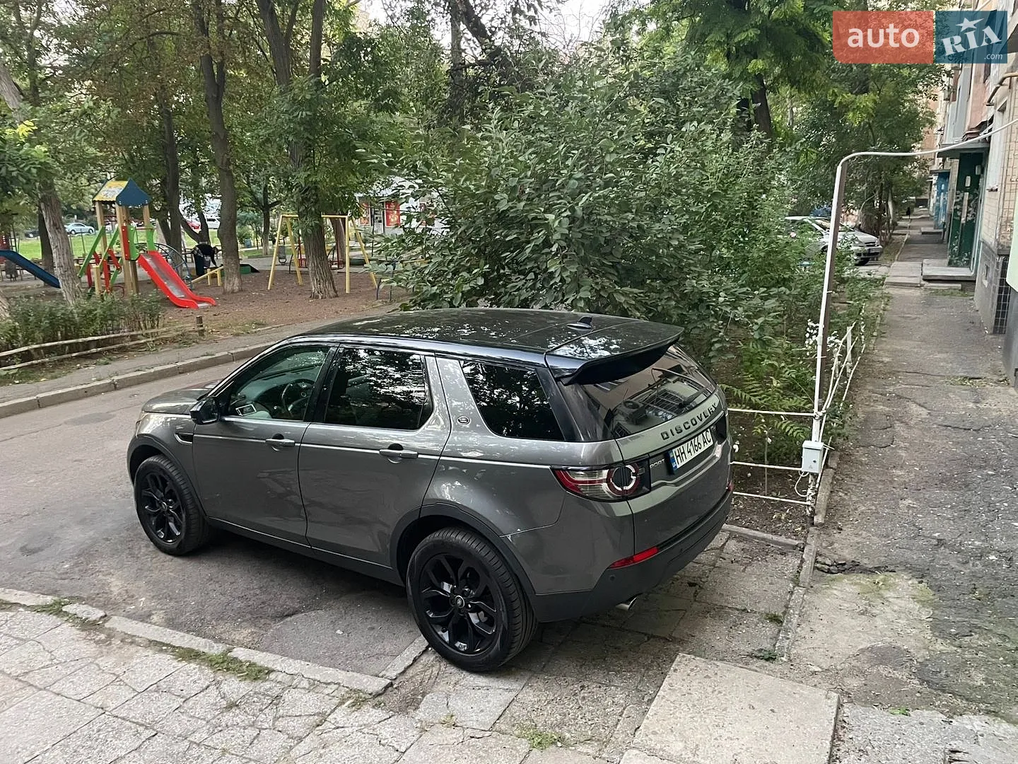 Land Rover Discovery Sport, 2015