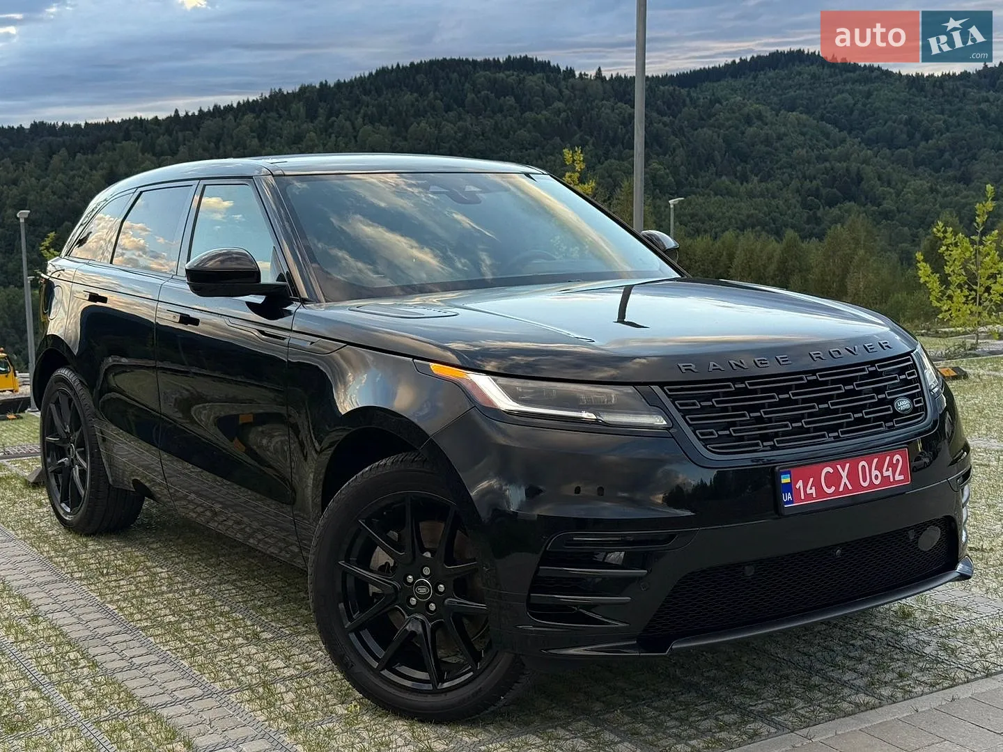 Land Rover Range Rover Velar, 2025