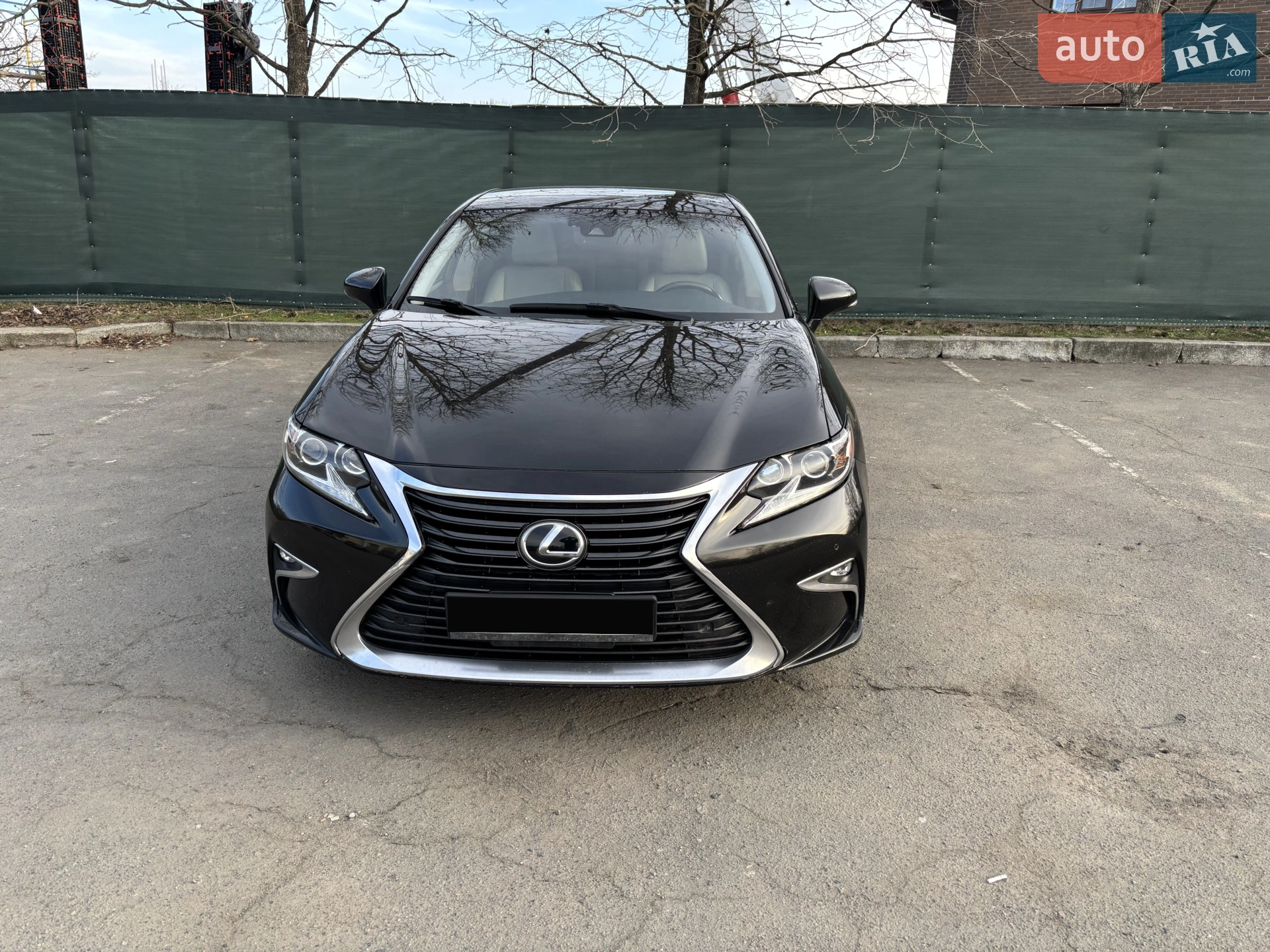 Lexus ES, 2015