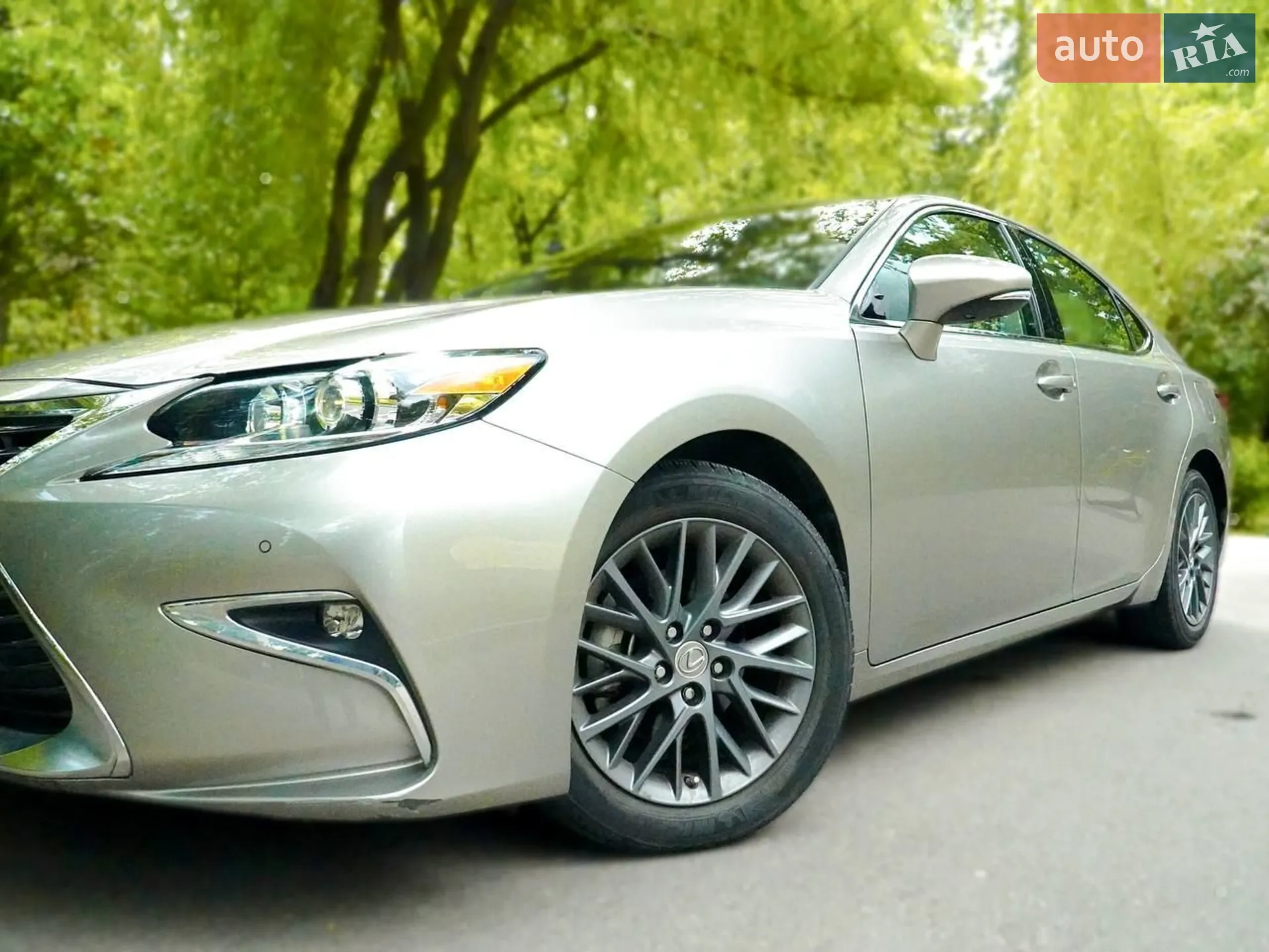 Lexus ES, 2018