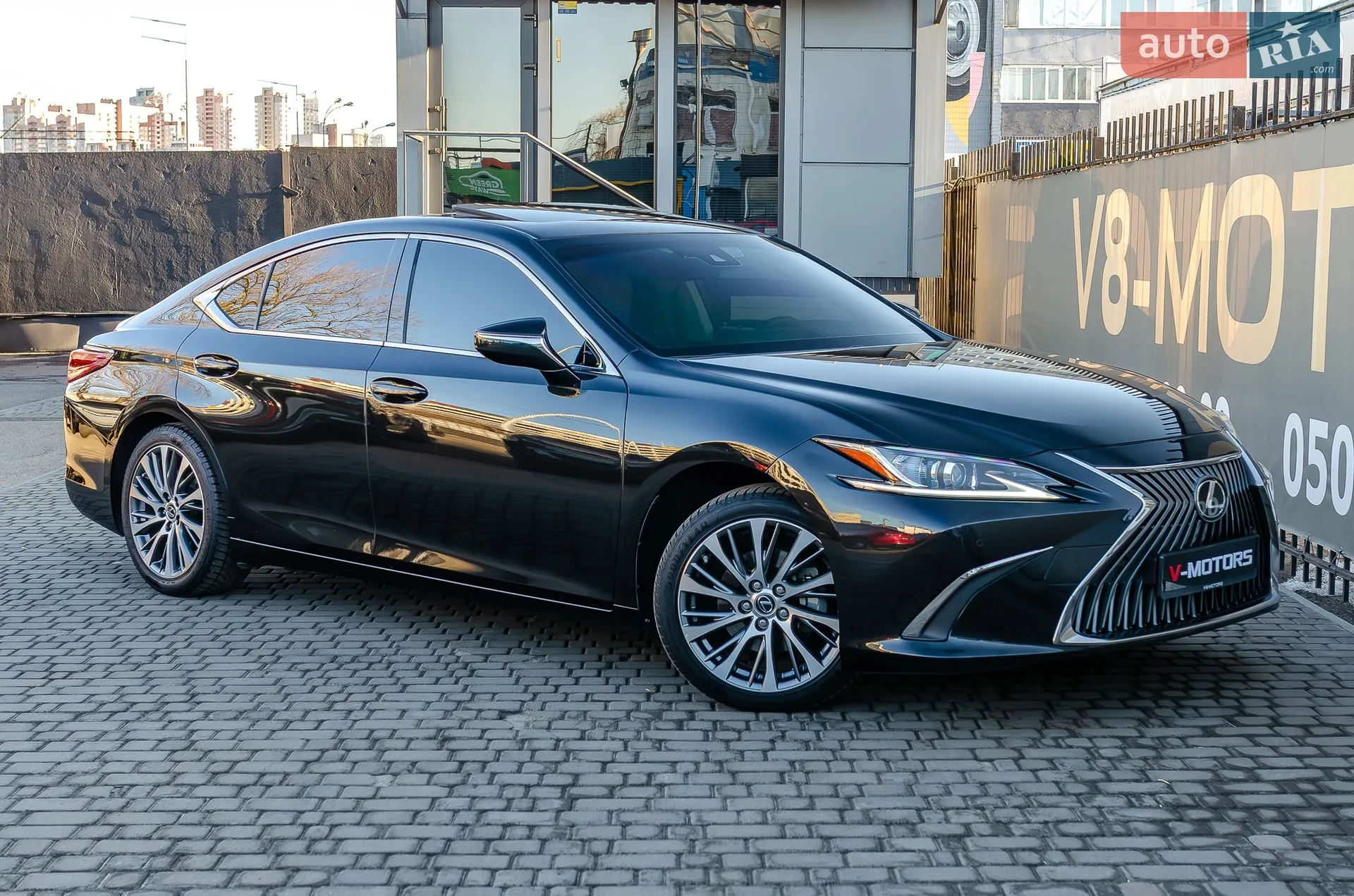 Lexus ES, 2020