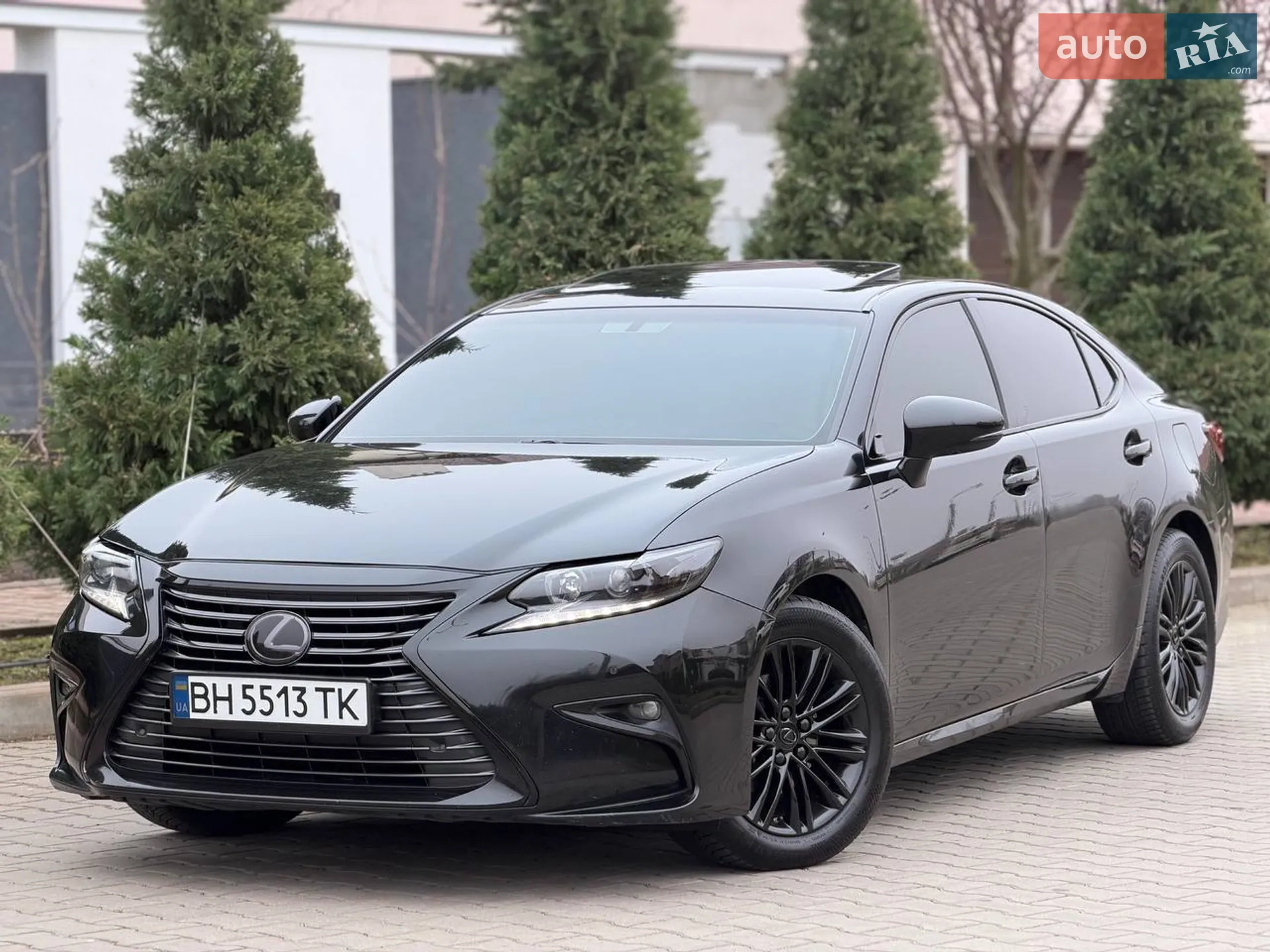 Lexus ES, 2016