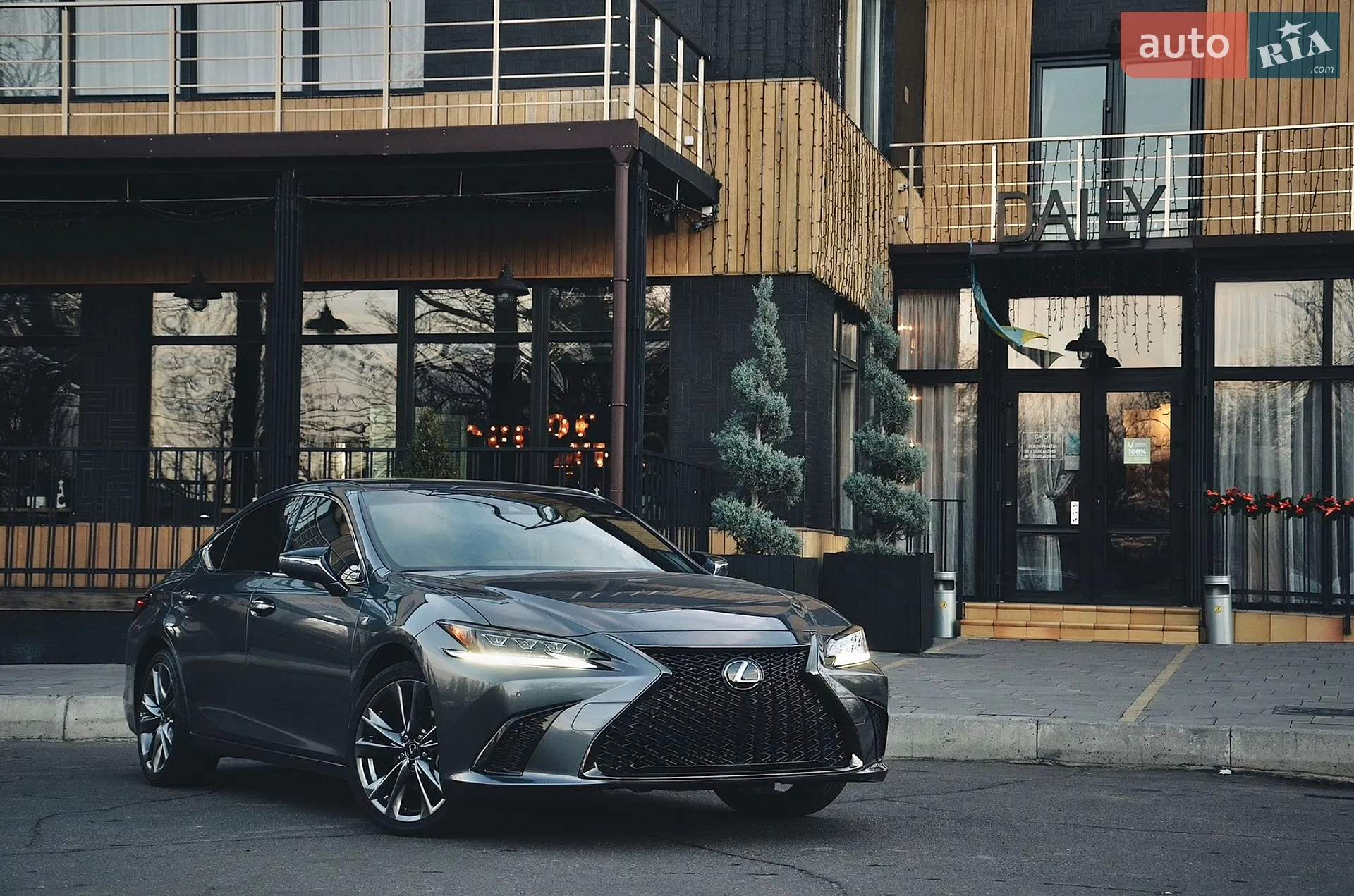 Lexus ES, 2018