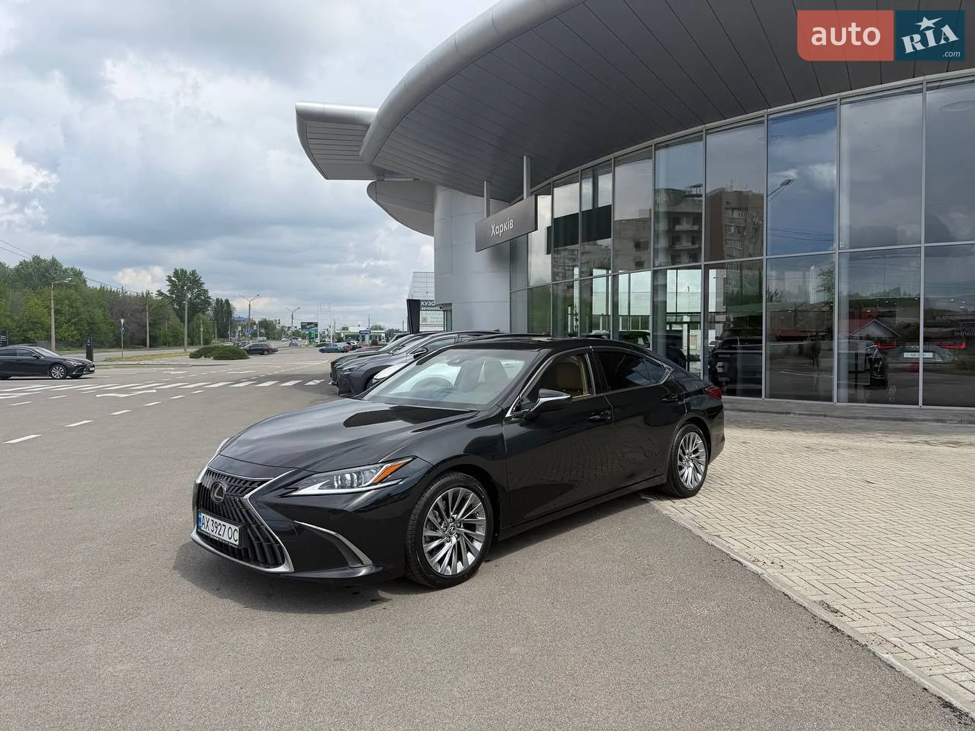 Lexus ES, 2021