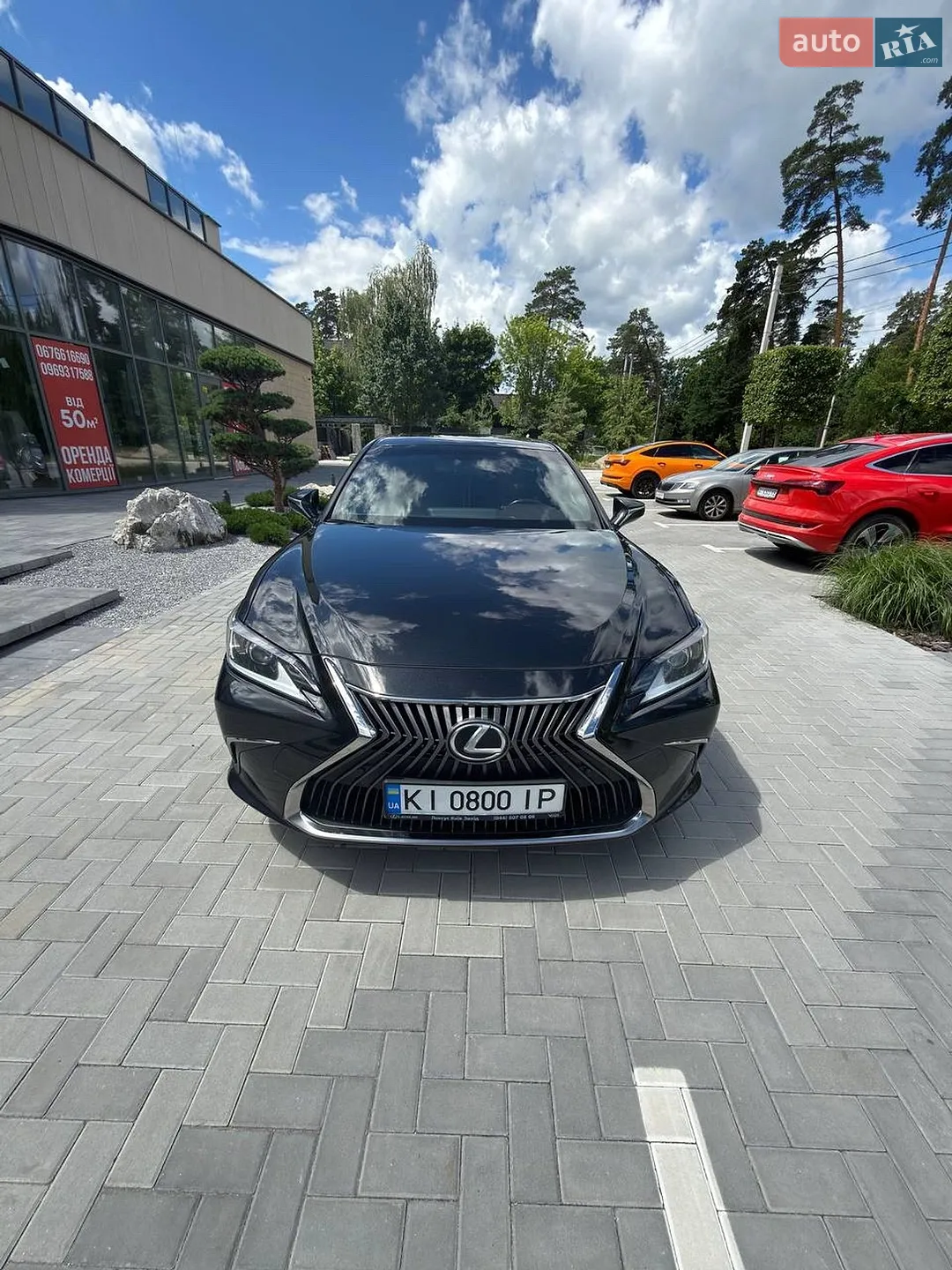 Lexus ES, 2019