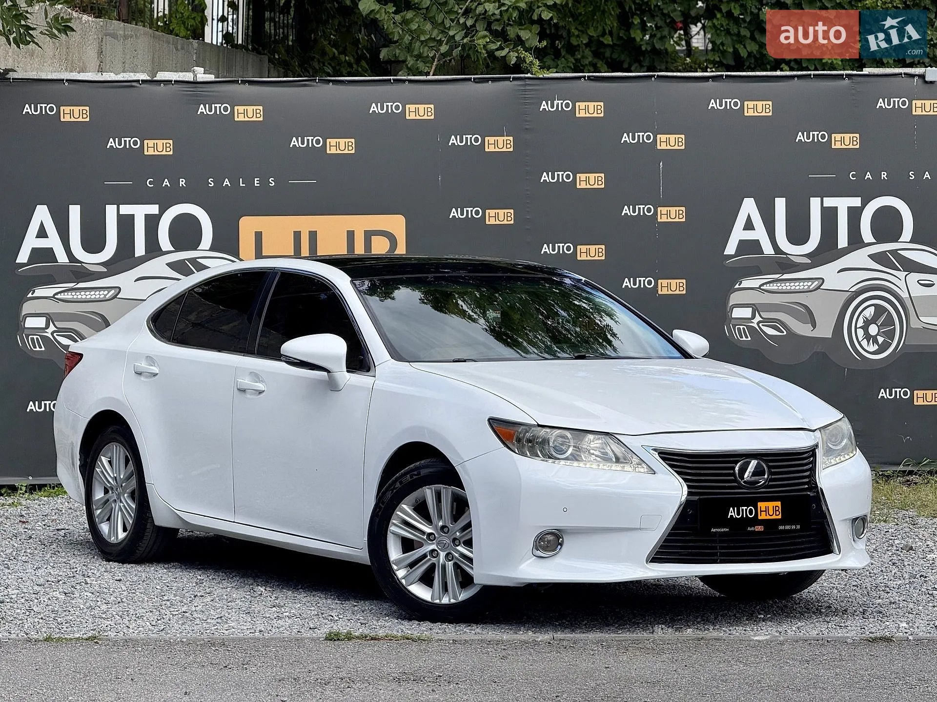 Lexus ES, 2013