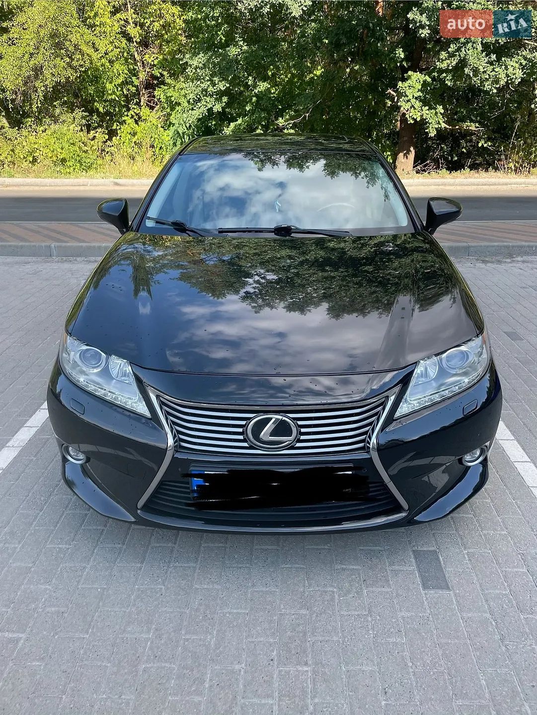Lexus ES, 2014