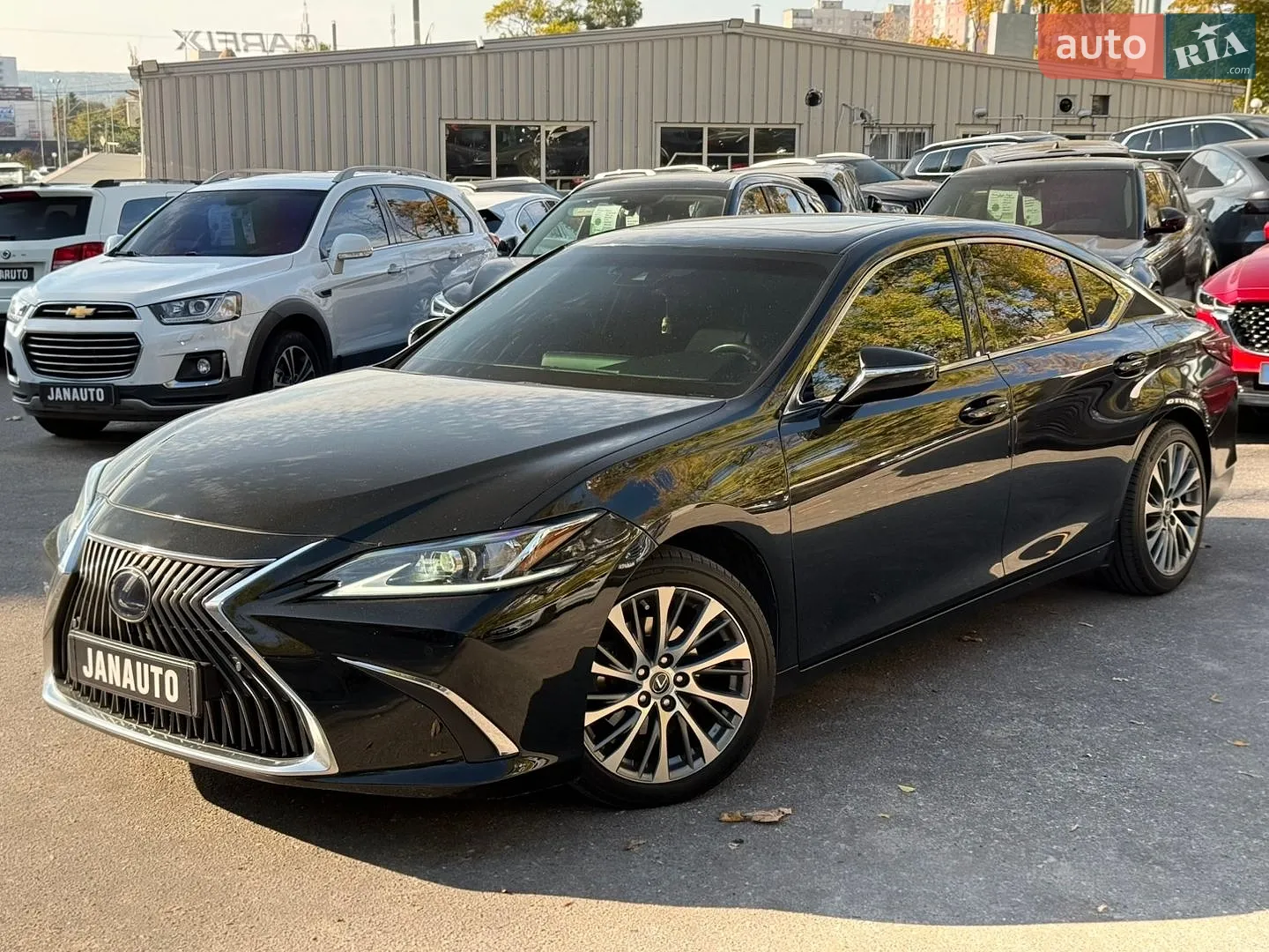 Lexus ES, 2020