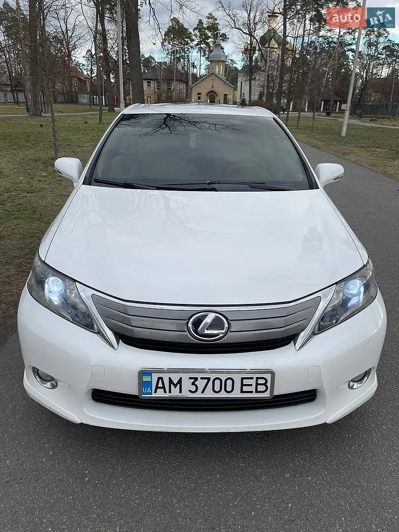 Lexus HS, 2009