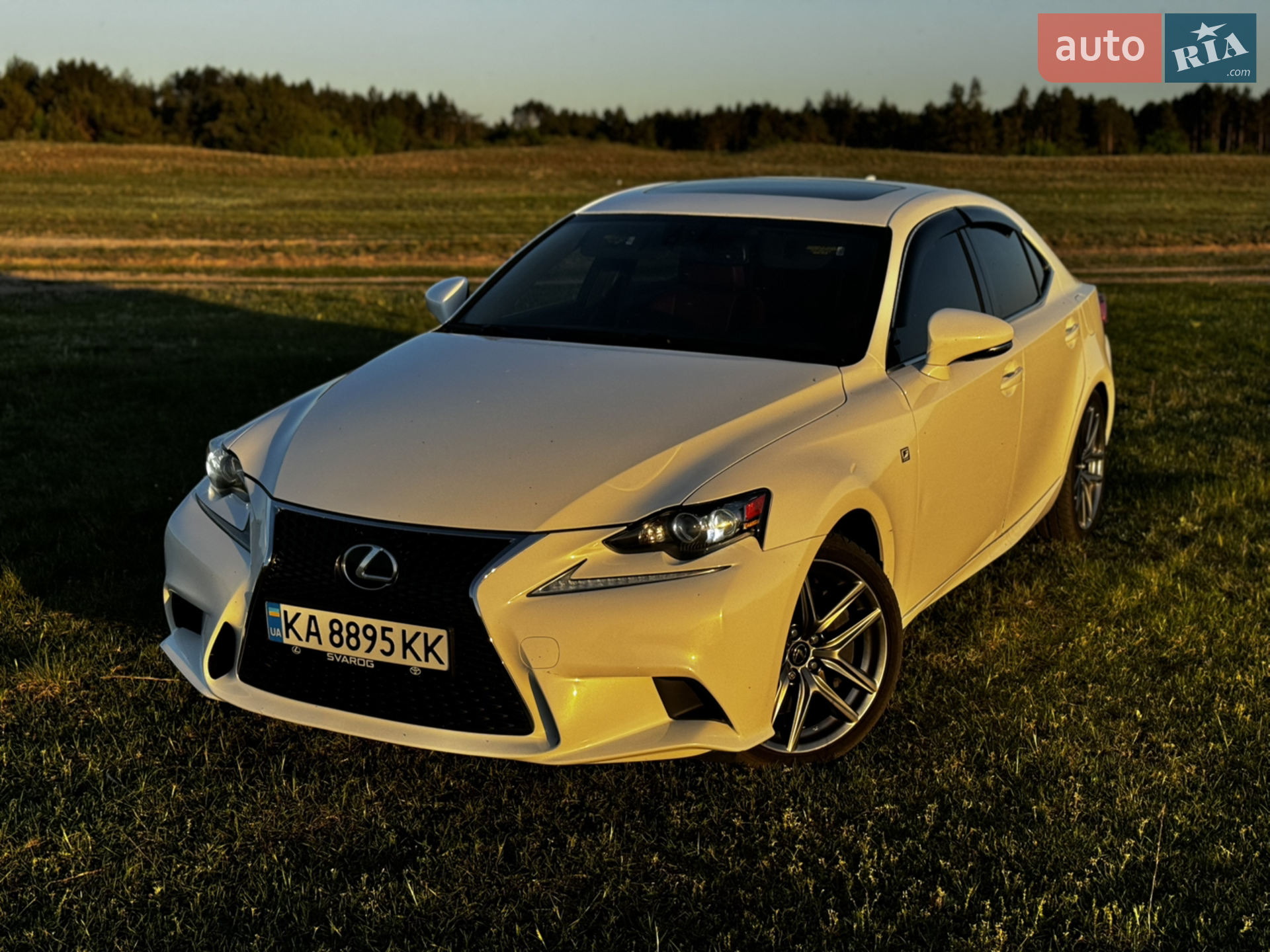 Lexus IS, 2015