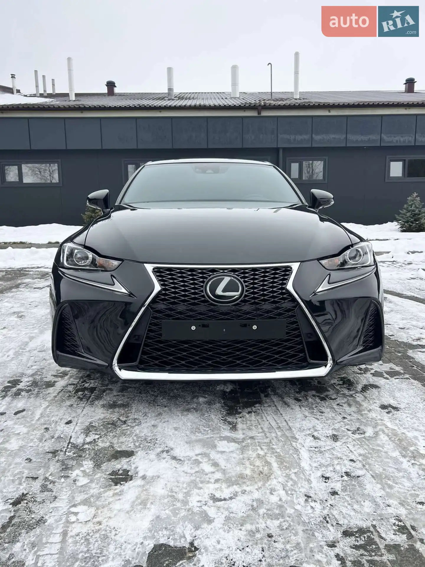 Lexus IS, 2018