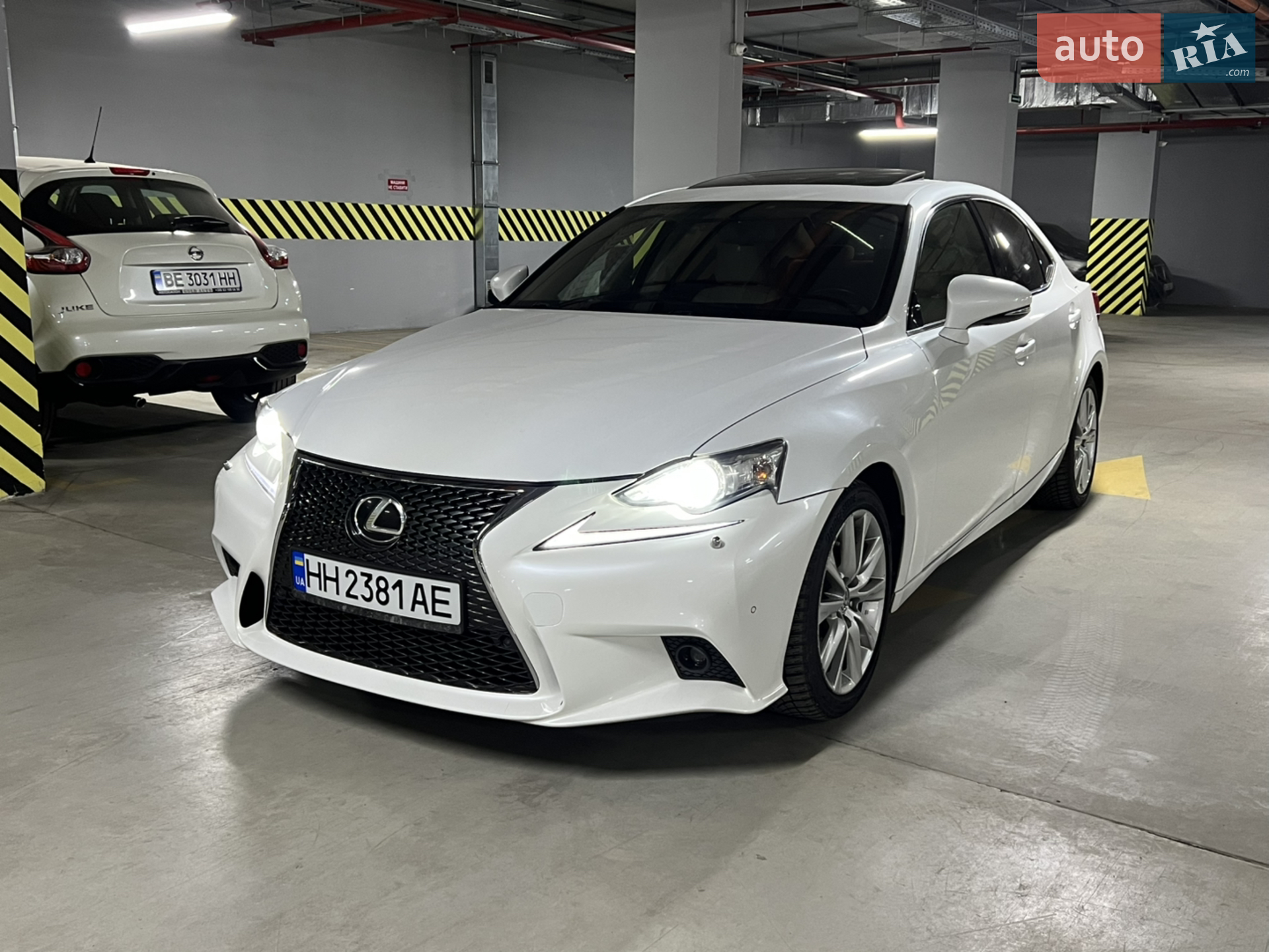 Lexus IS, 2013