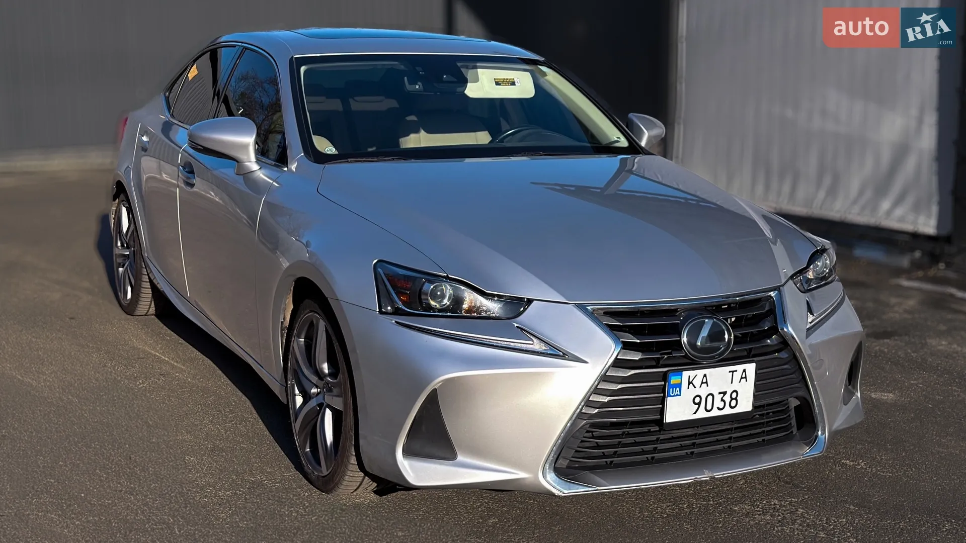 Lexus IS, 2019