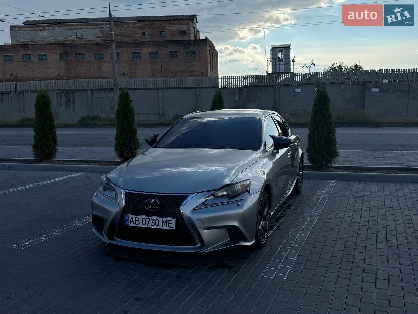 Lexus IS, 2015