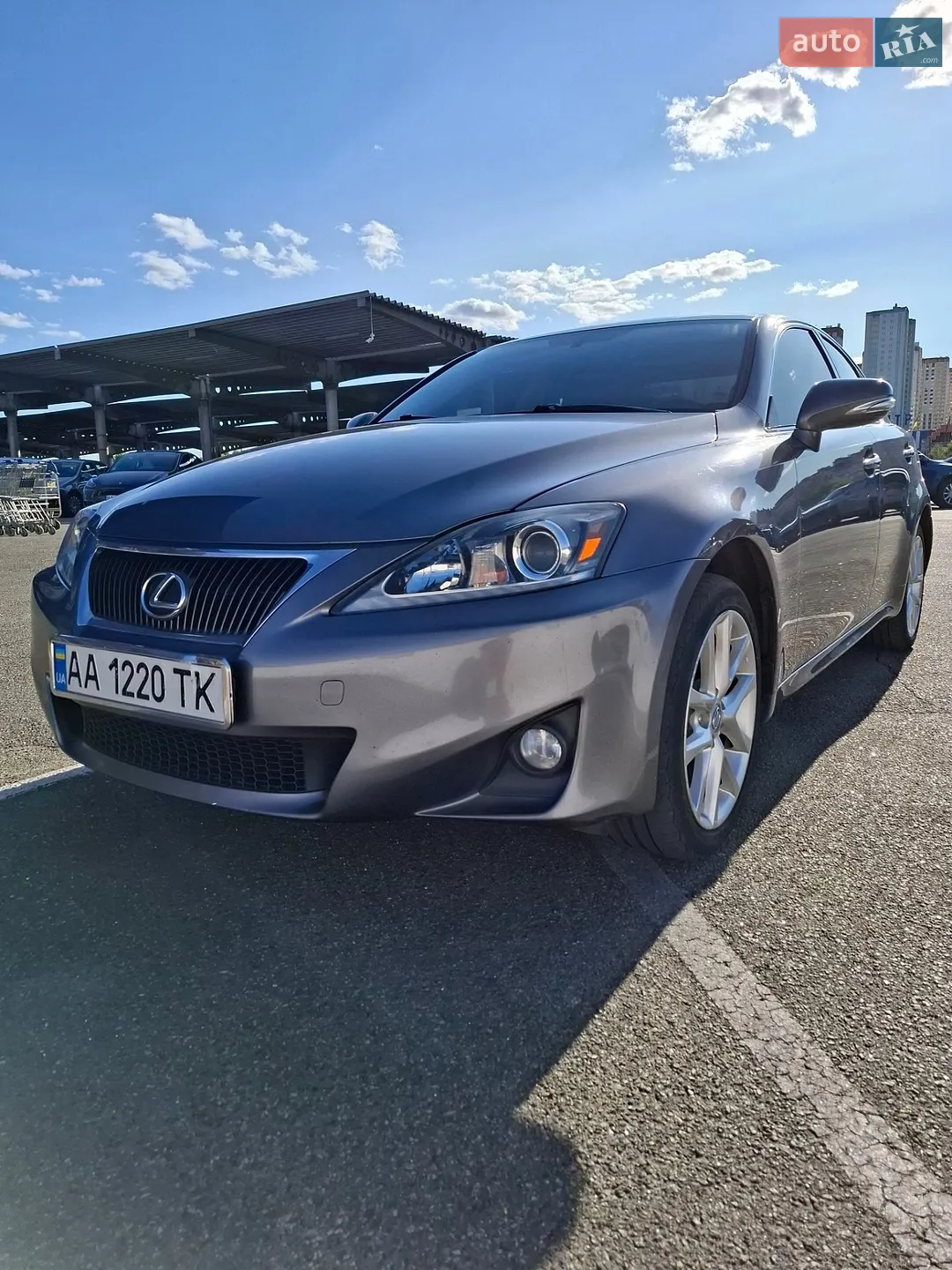 Lexus IS, 2012
