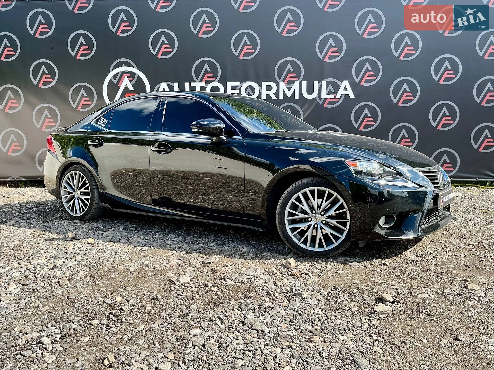 Lexus IS, 2013