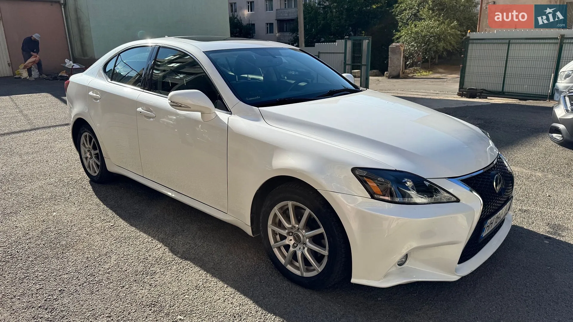 Lexus IS, 2012