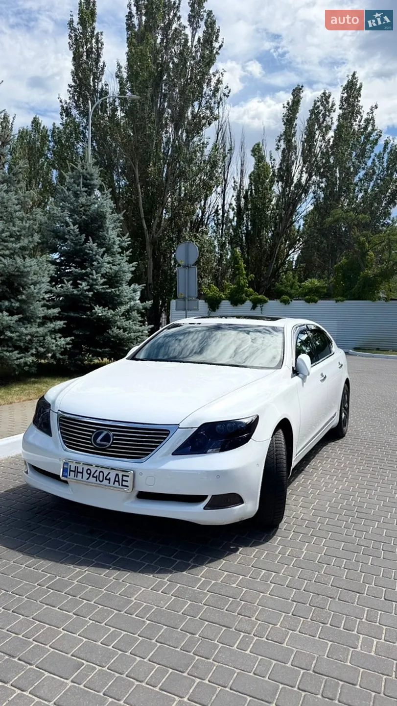 Lexus LS, 2007