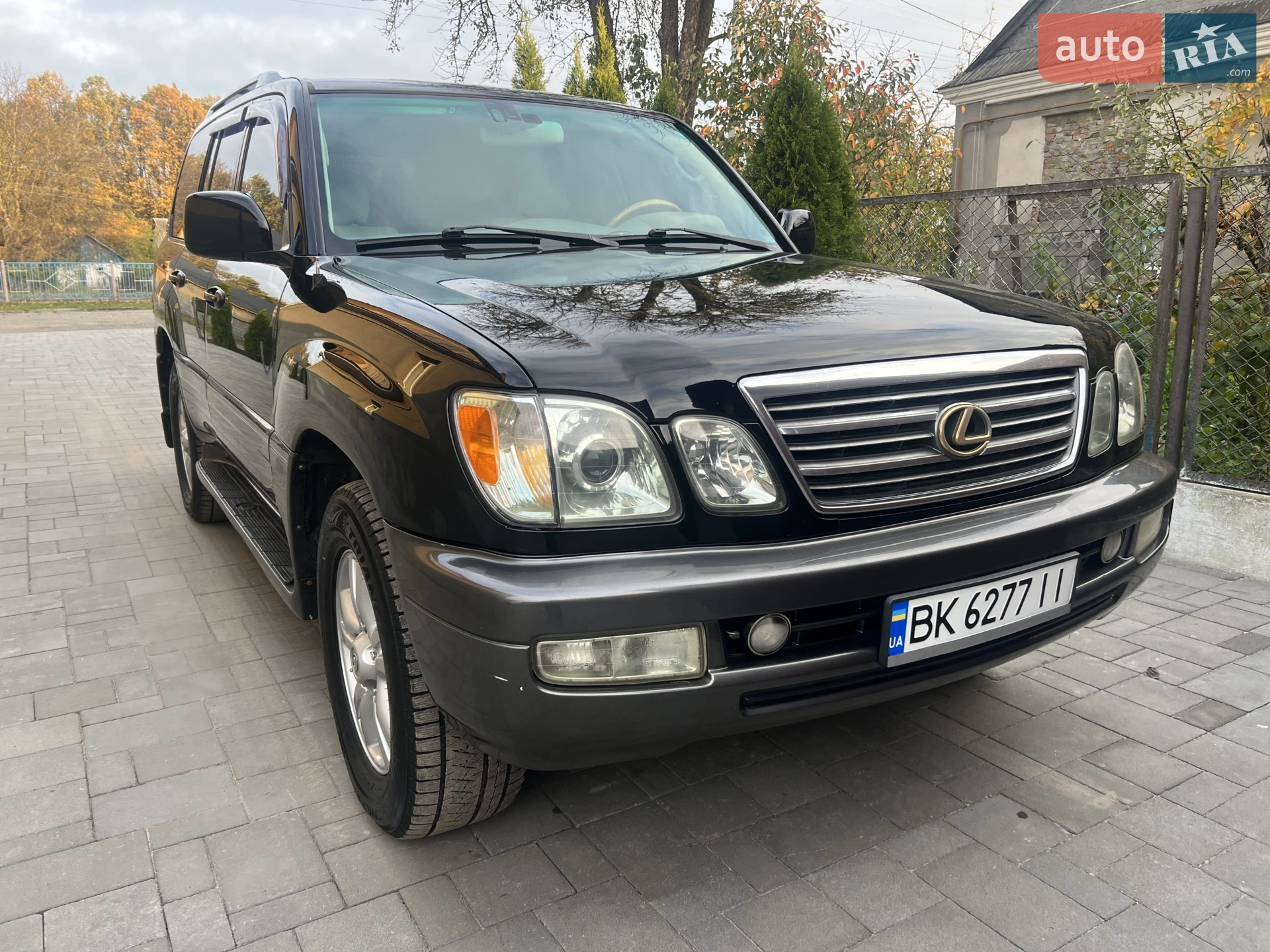 Lexus LX, 2003