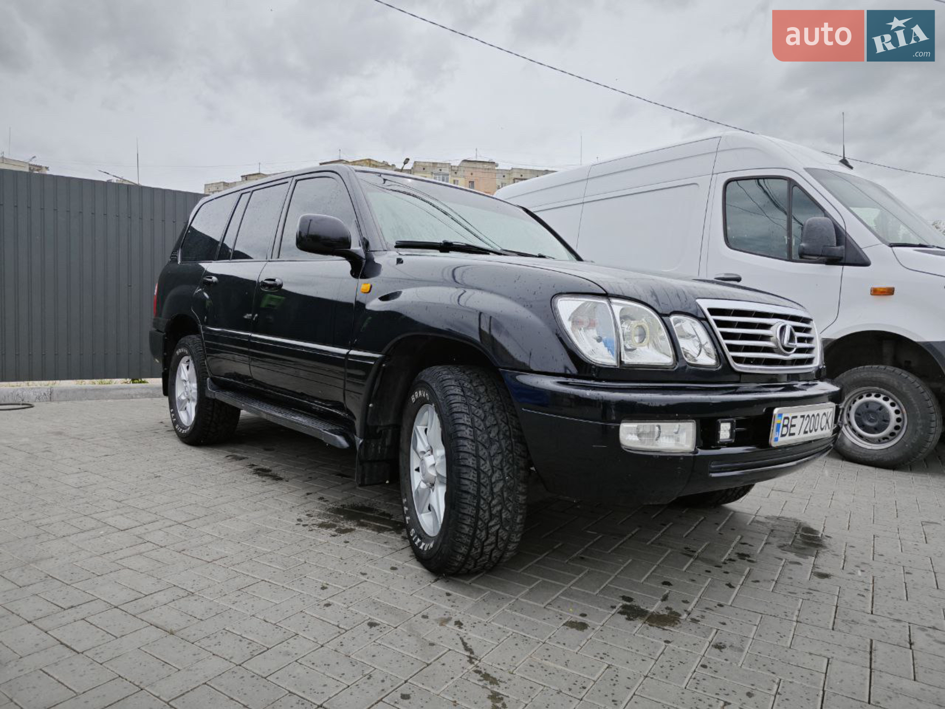 Lexus LX, 2000