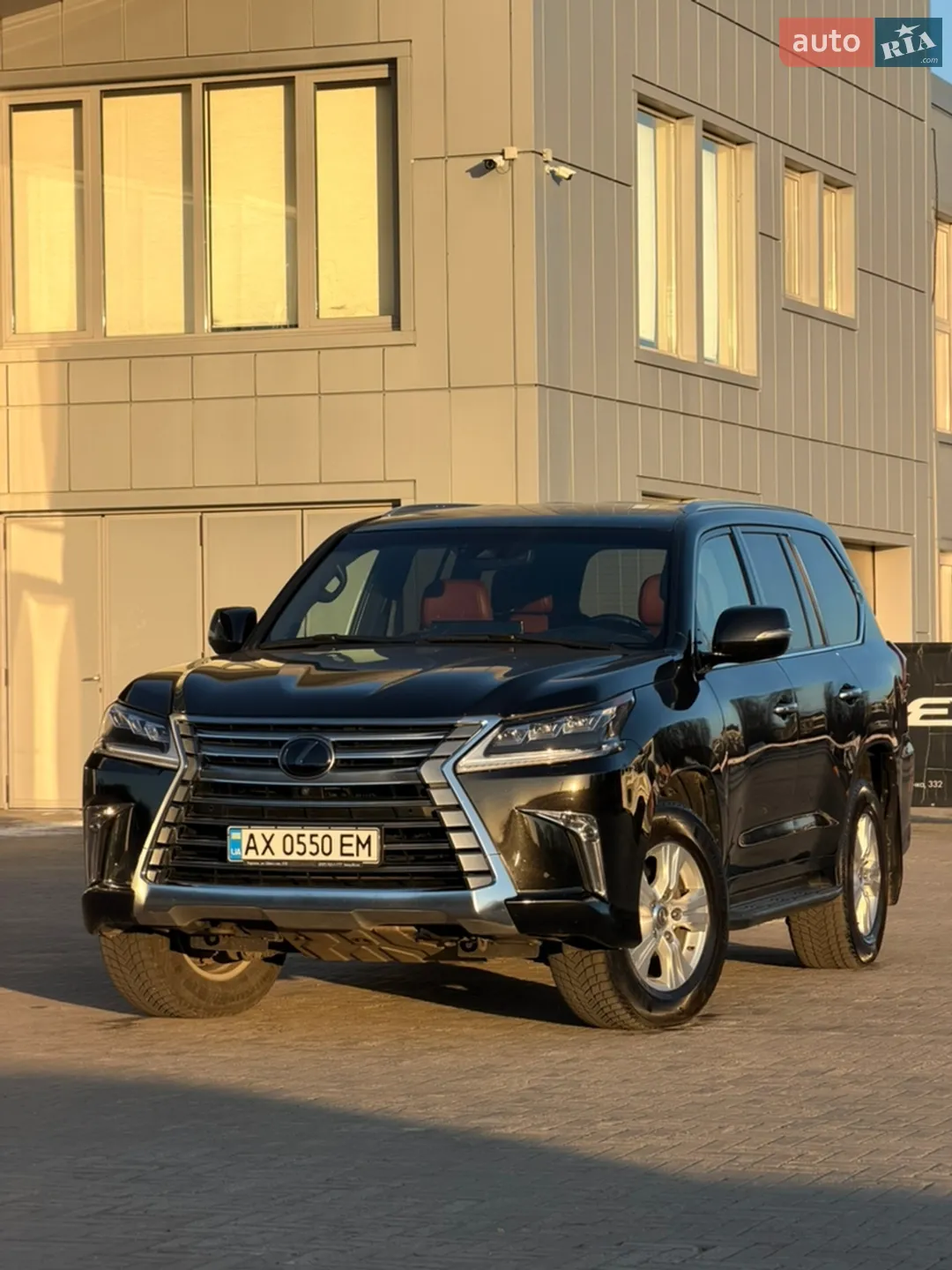 Lexus LX, 2016