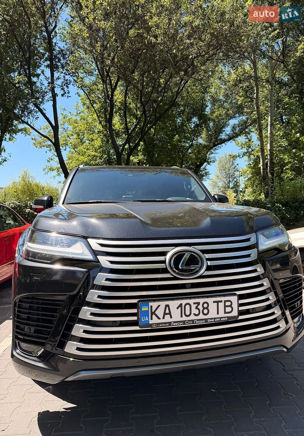 Lexus LX, 2022