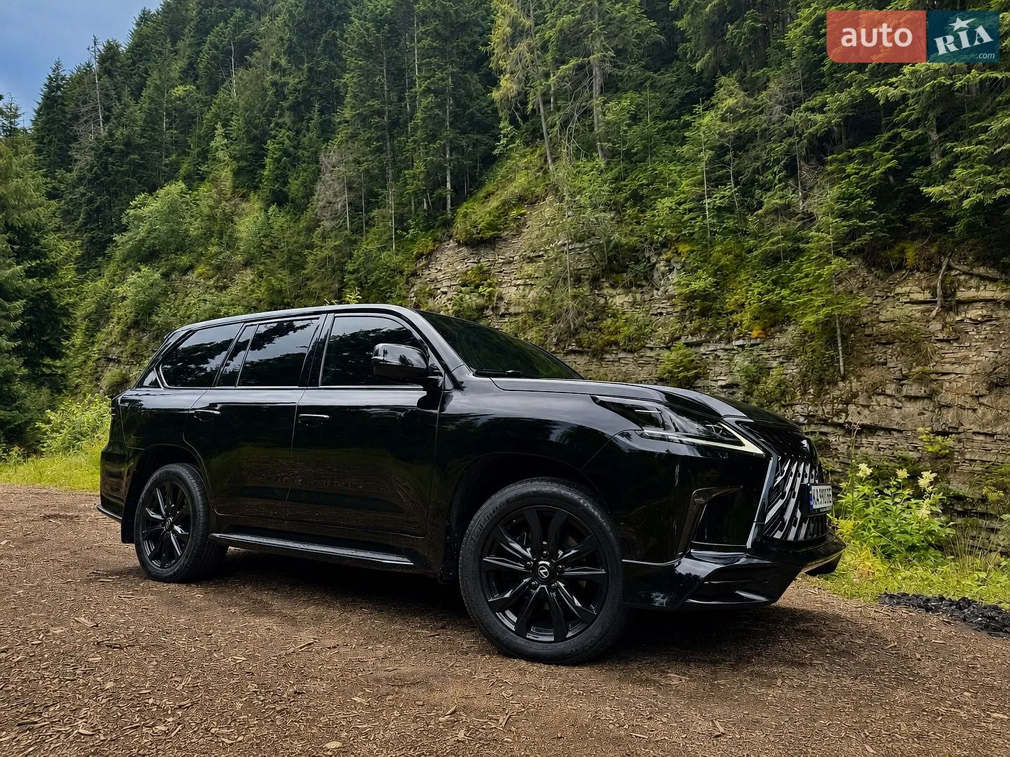 Lexus LX, 2016