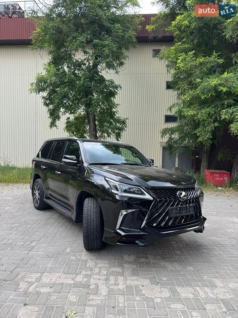 Lexus LX, 2019