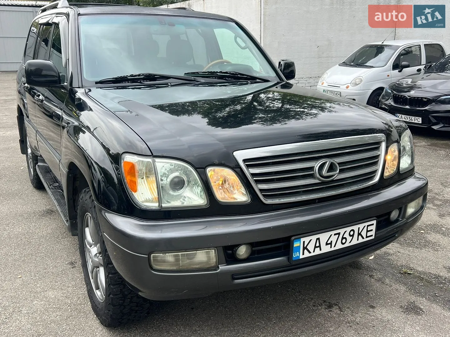 Lexus LX, 2005