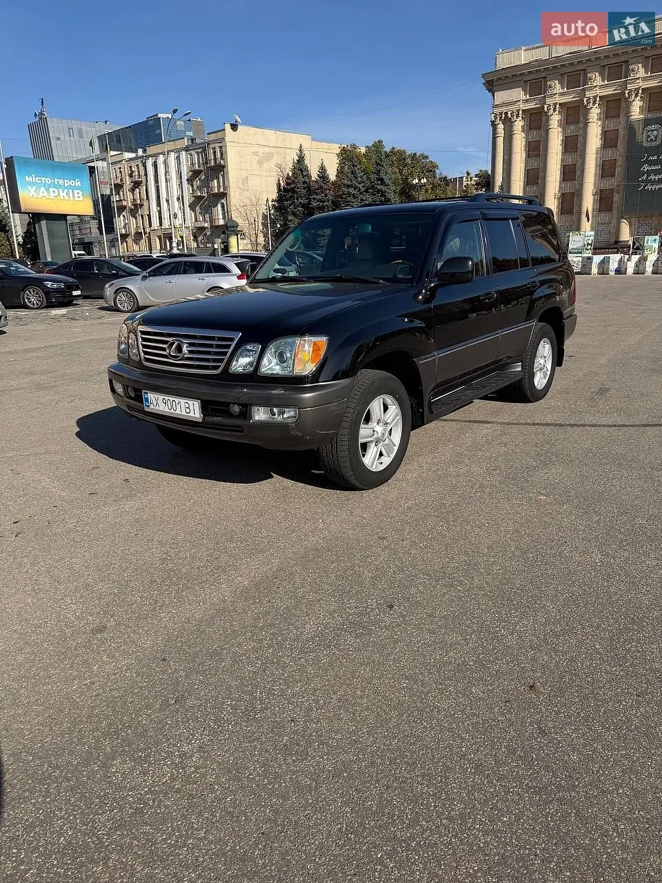 Lexus LX, 2005