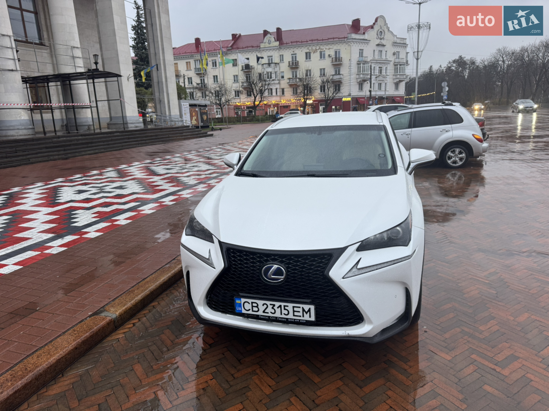 Lexus NX, 2014