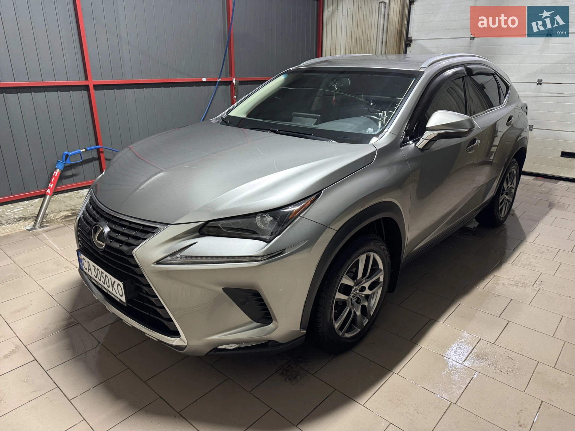Lexus NX, 2018