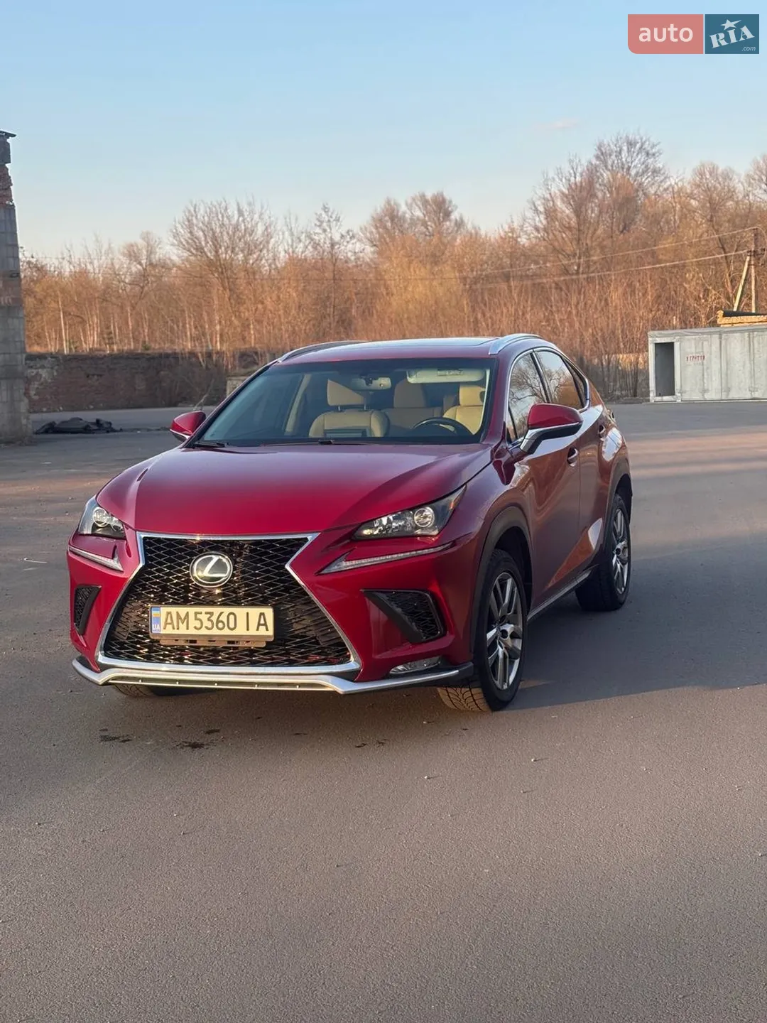 Lexus NX, 2016