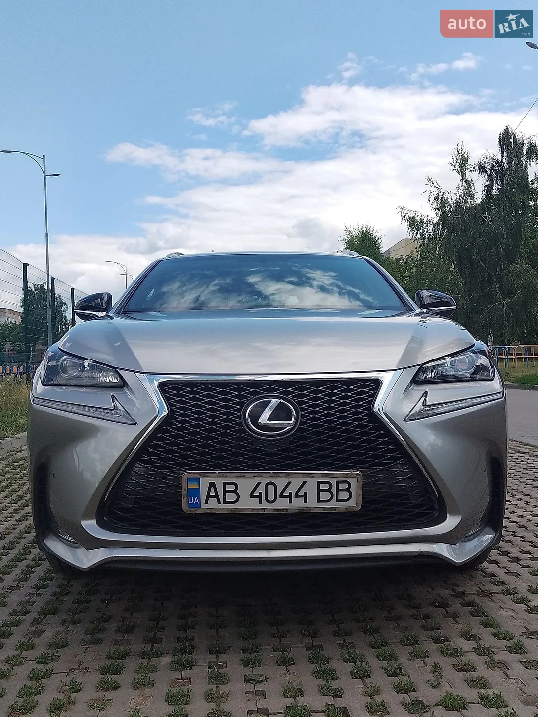 Lexus NX, 2017