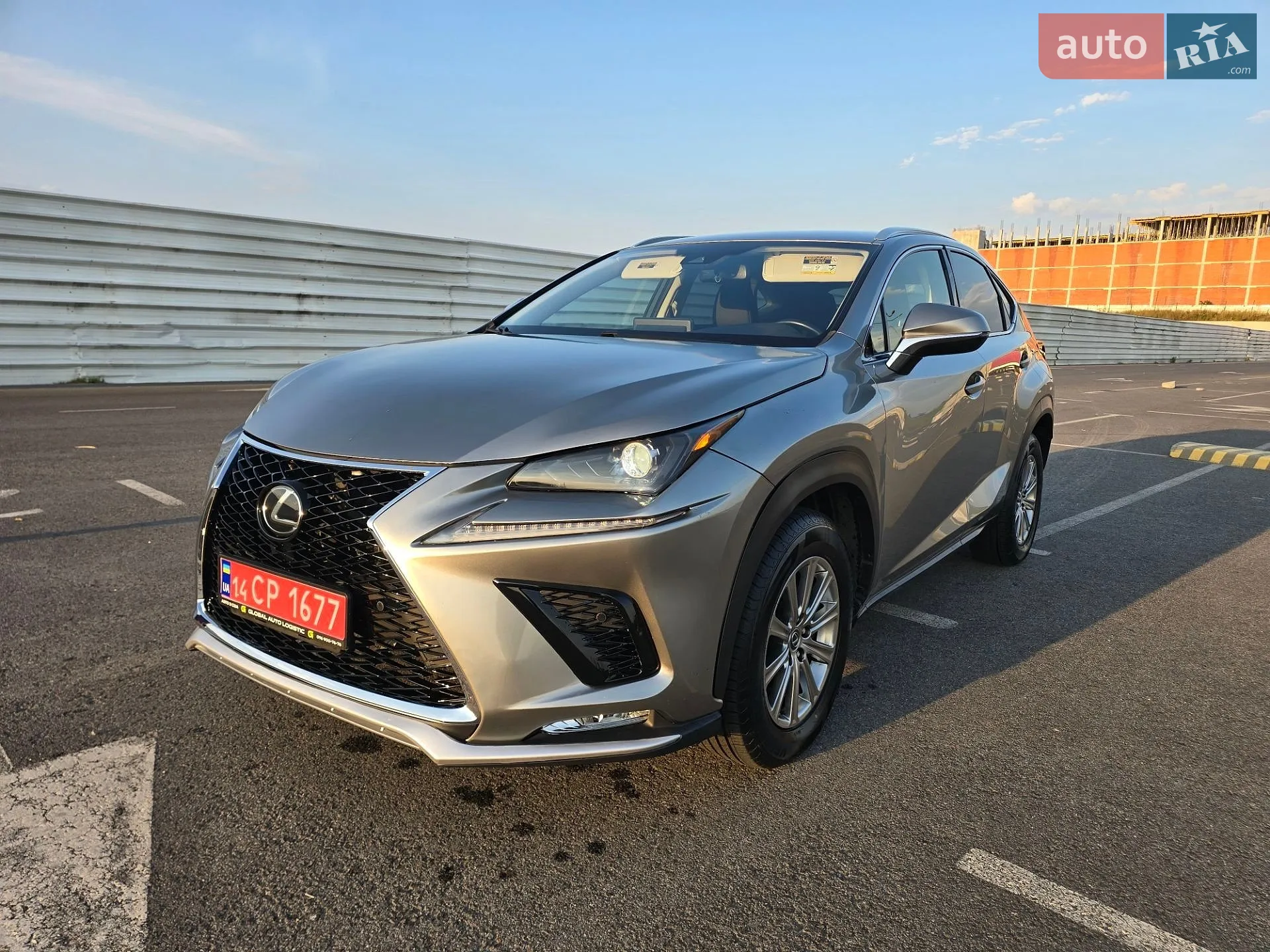 Lexus NX, 2018