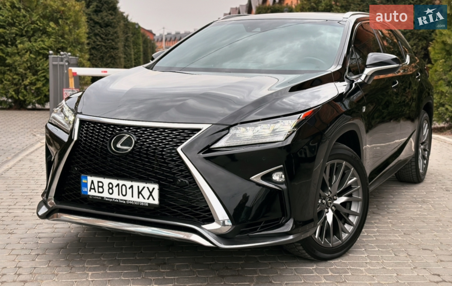 Lexus RX, 2016