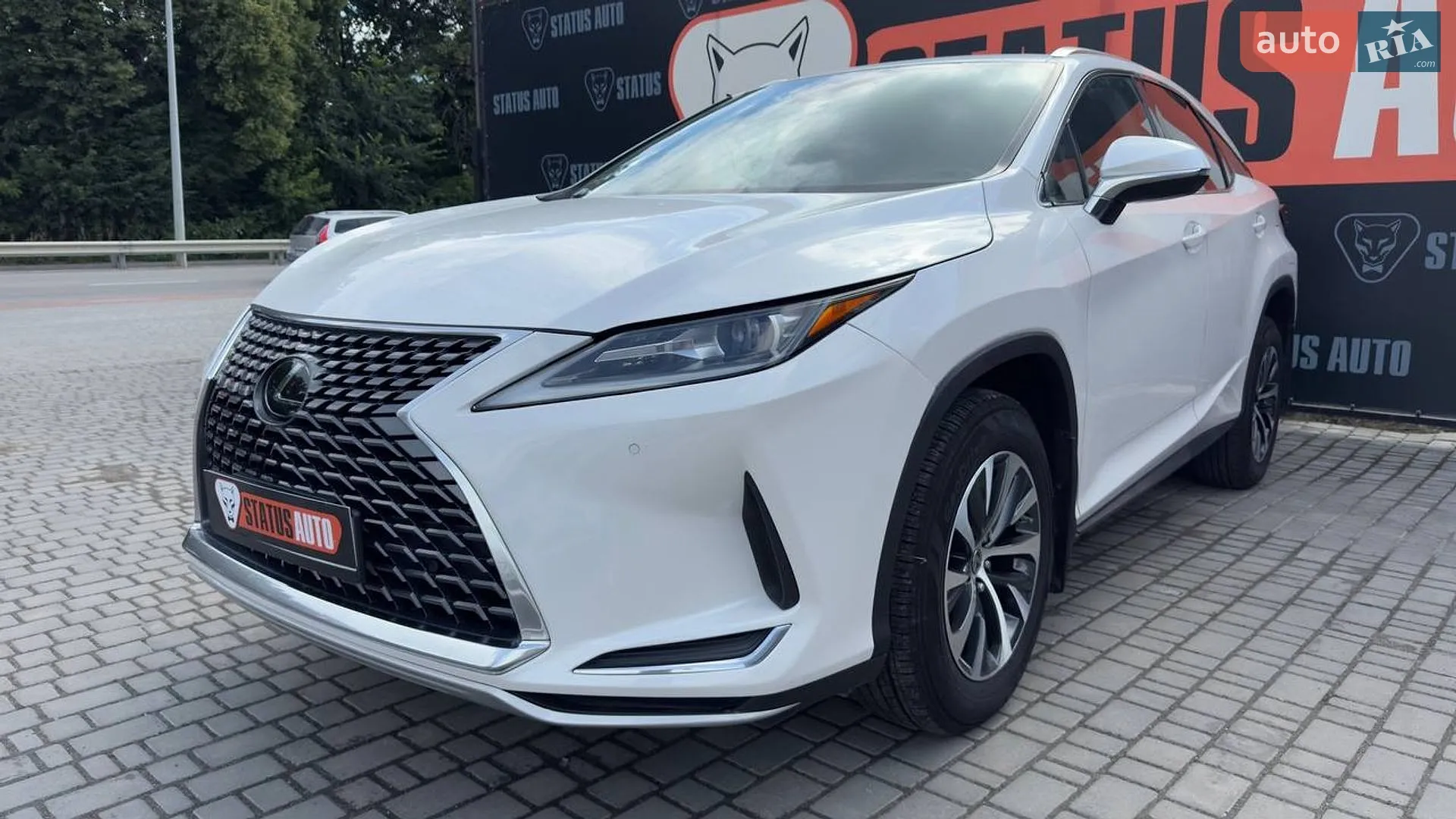 Lexus RX, 2020
