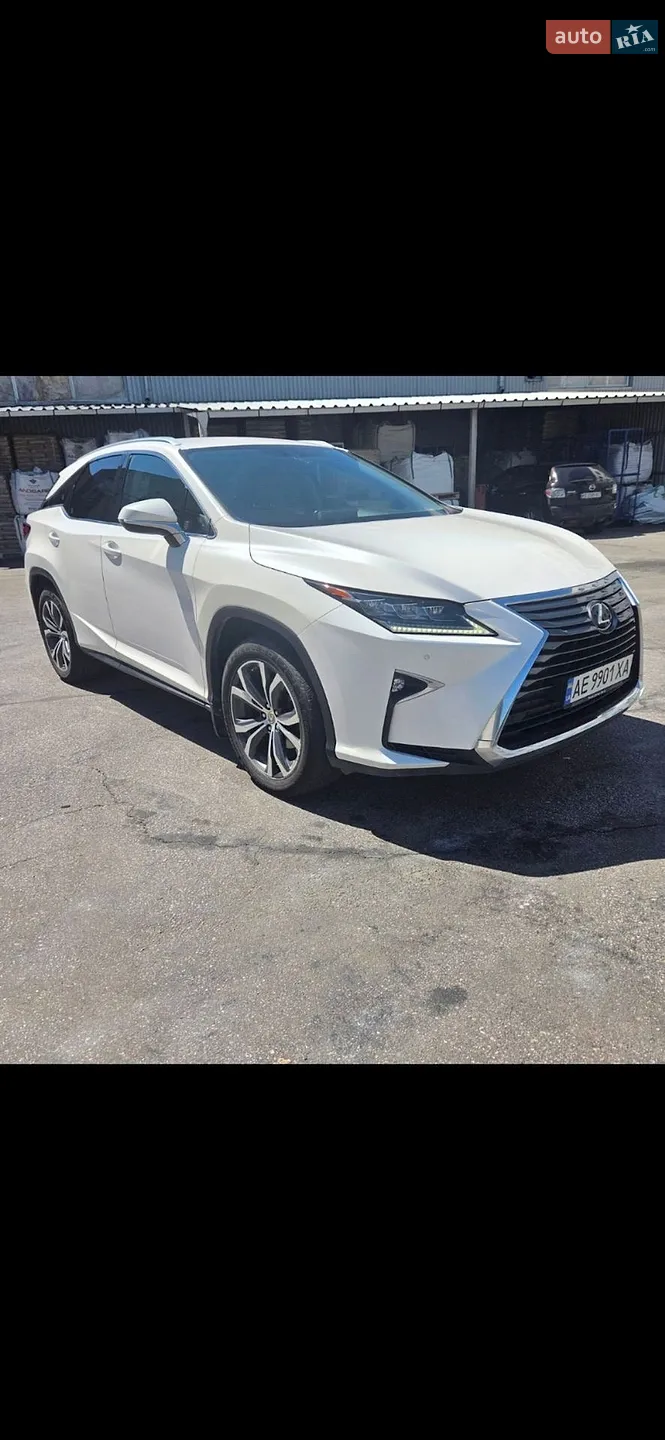 Lexus RX, 2016