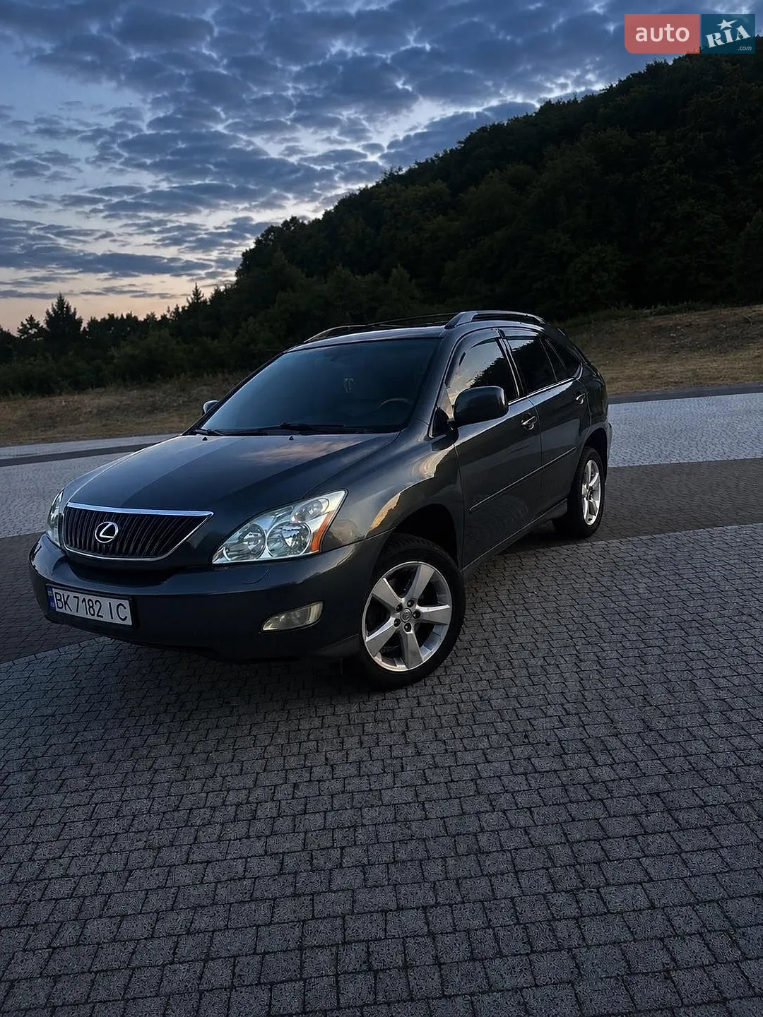 Lexus RX, 2005