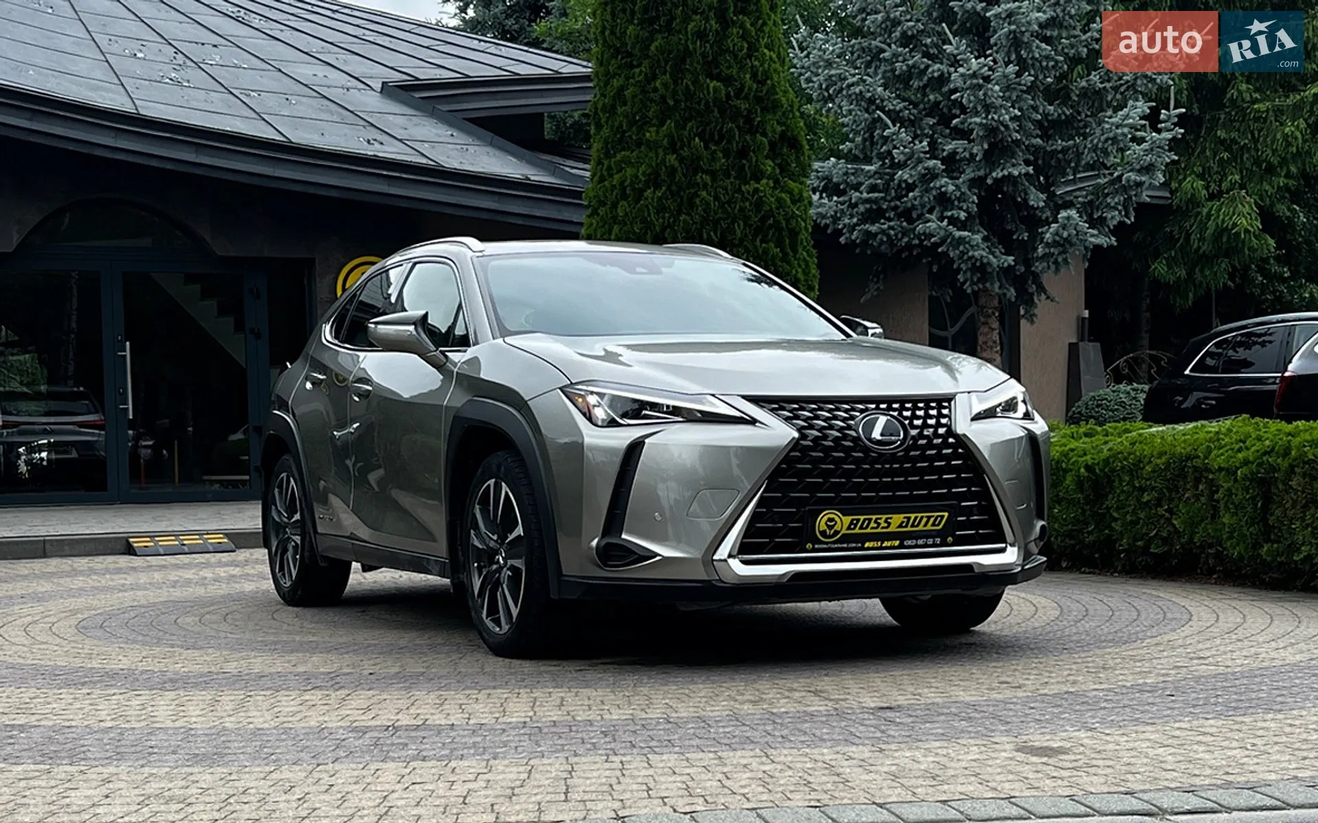 Lexus UX, 2022