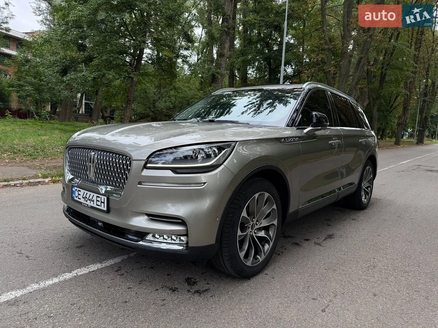 Lincoln Aviator, 2023