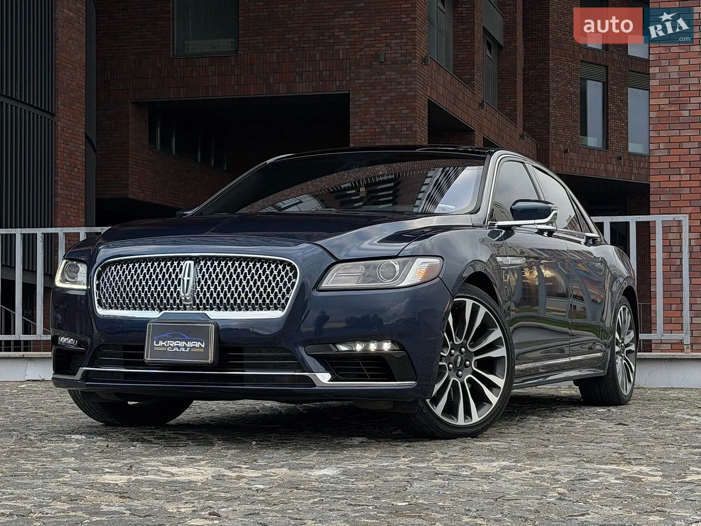 Lincoln Continental, 2017