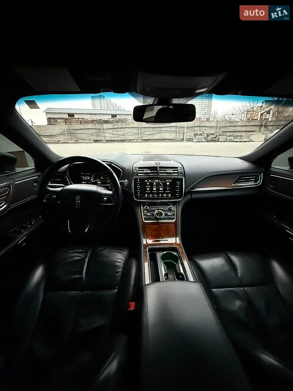 Lincoln Continental, 2017