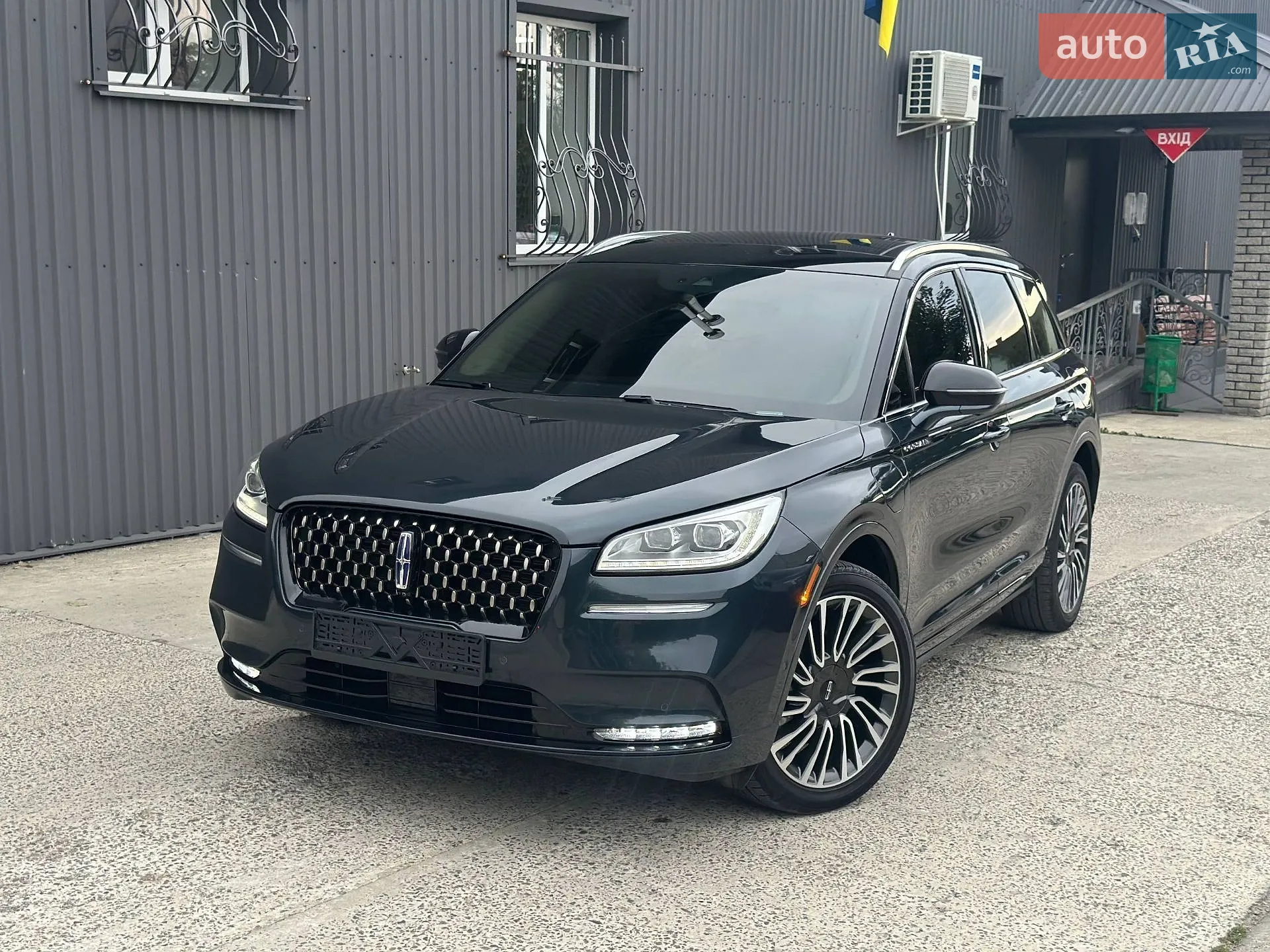 Lincoln Corsair, 2022