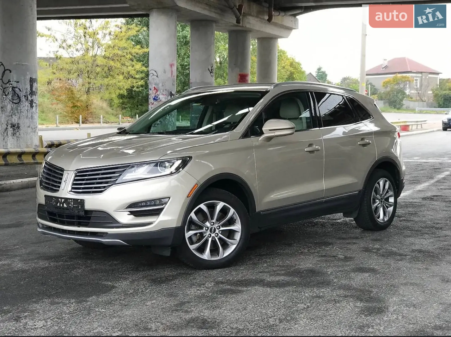 Lincoln MKC, 2016