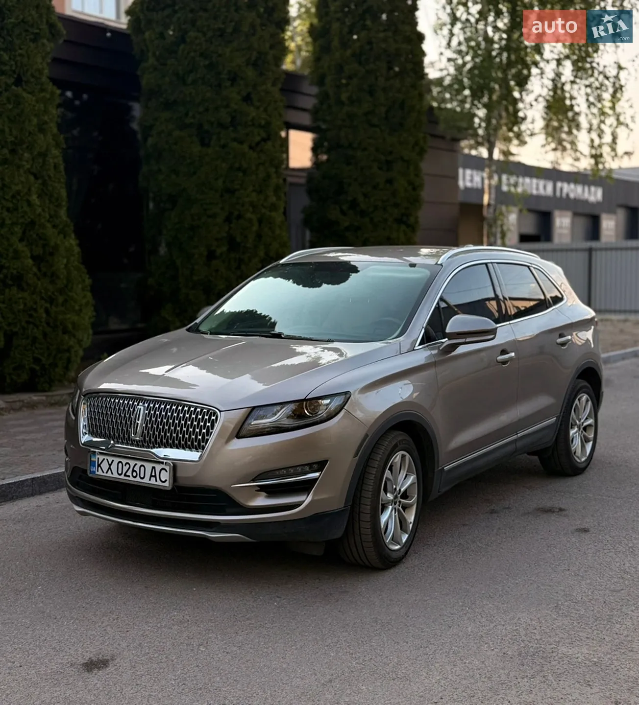 Lincoln MKC, 2019