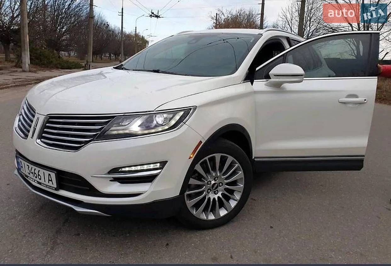 Lincoln MKC, 2015
