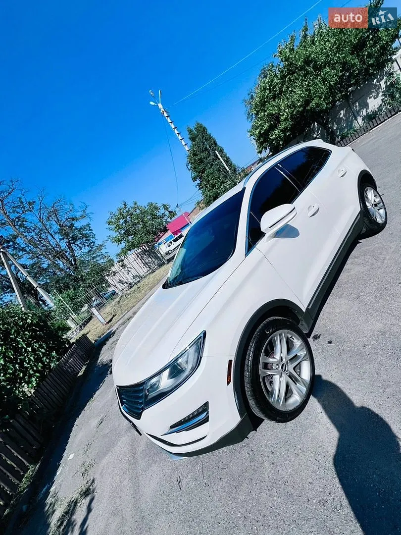Lincoln MKC, 2017