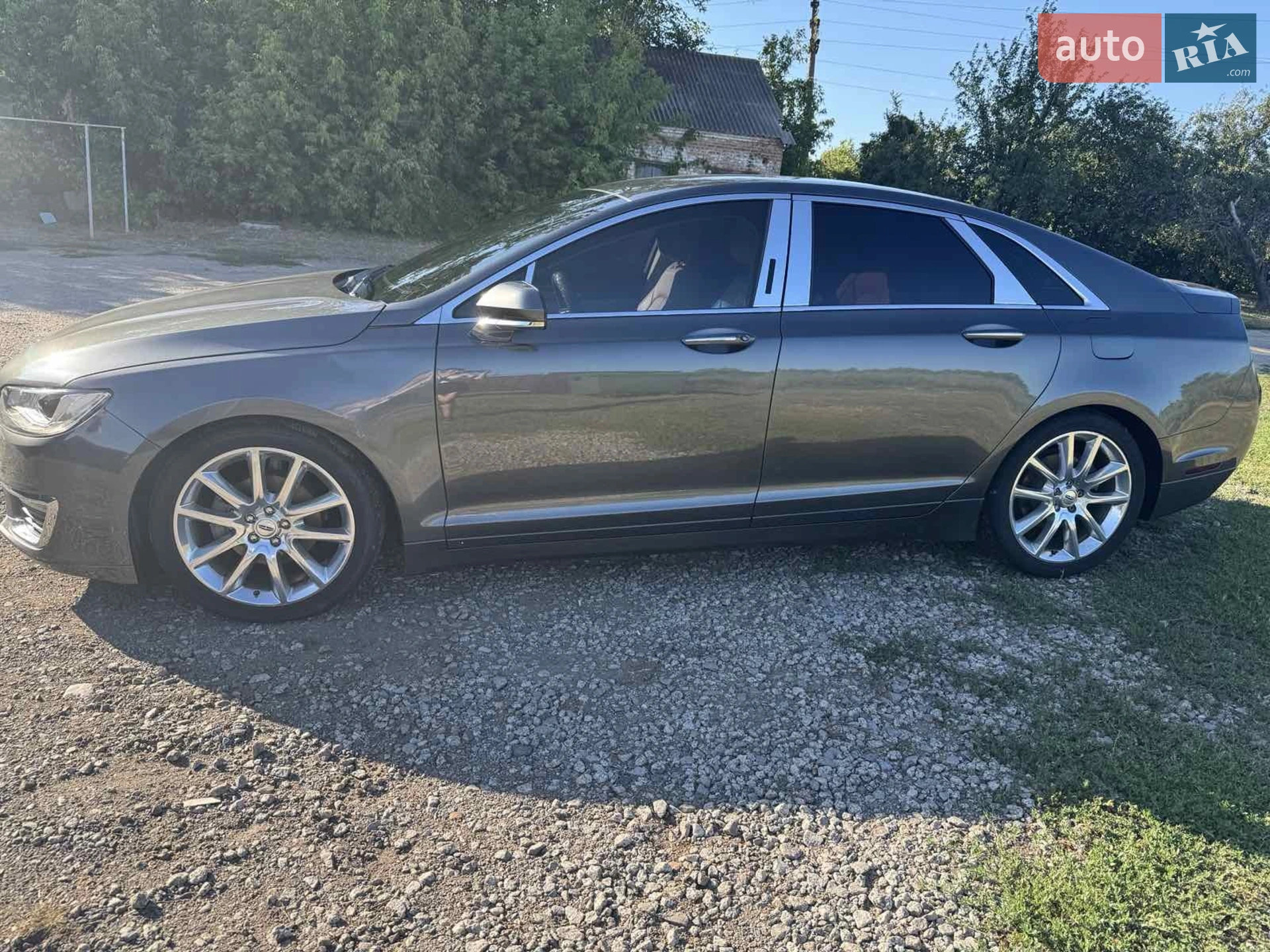 Lincoln MKZ, 2015