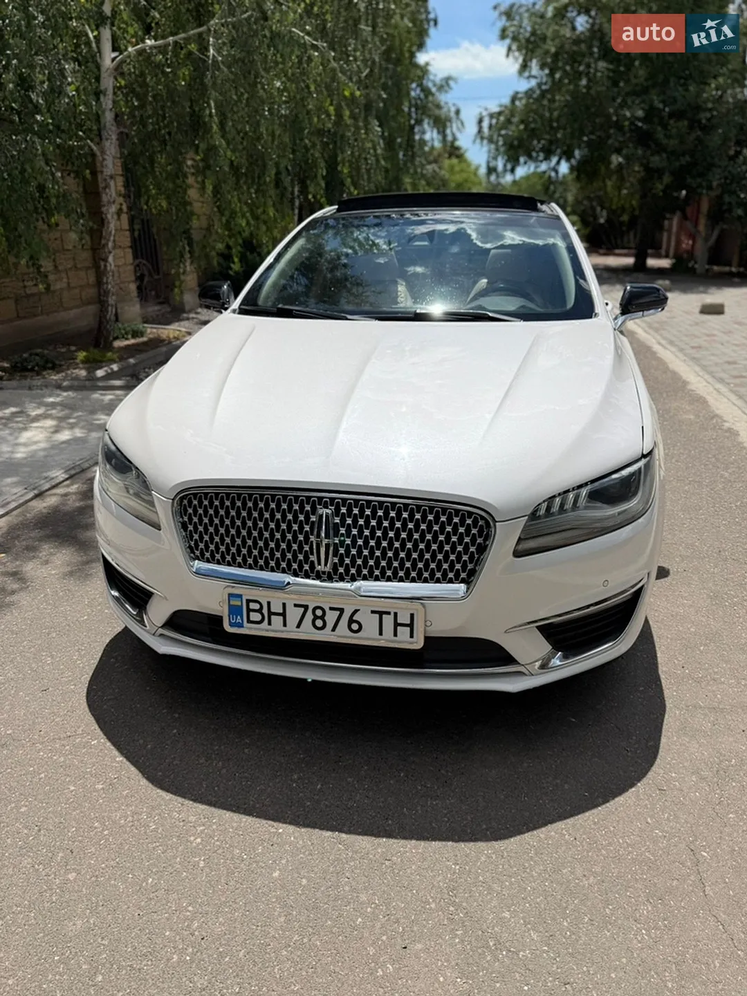 Lincoln MKZ, 2017
